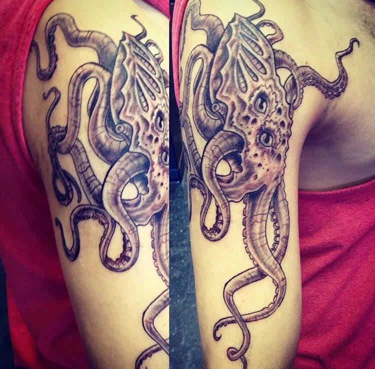 Las Vegas Tattoo Artist Colin Defrate S Sudden Death Shocks Clients Las Vegas Review Journal