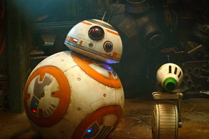 Droids BB-8, left, and D-O are seen in a scene from "Star Wars: The Rise of Skywalker." (Lucasf ...