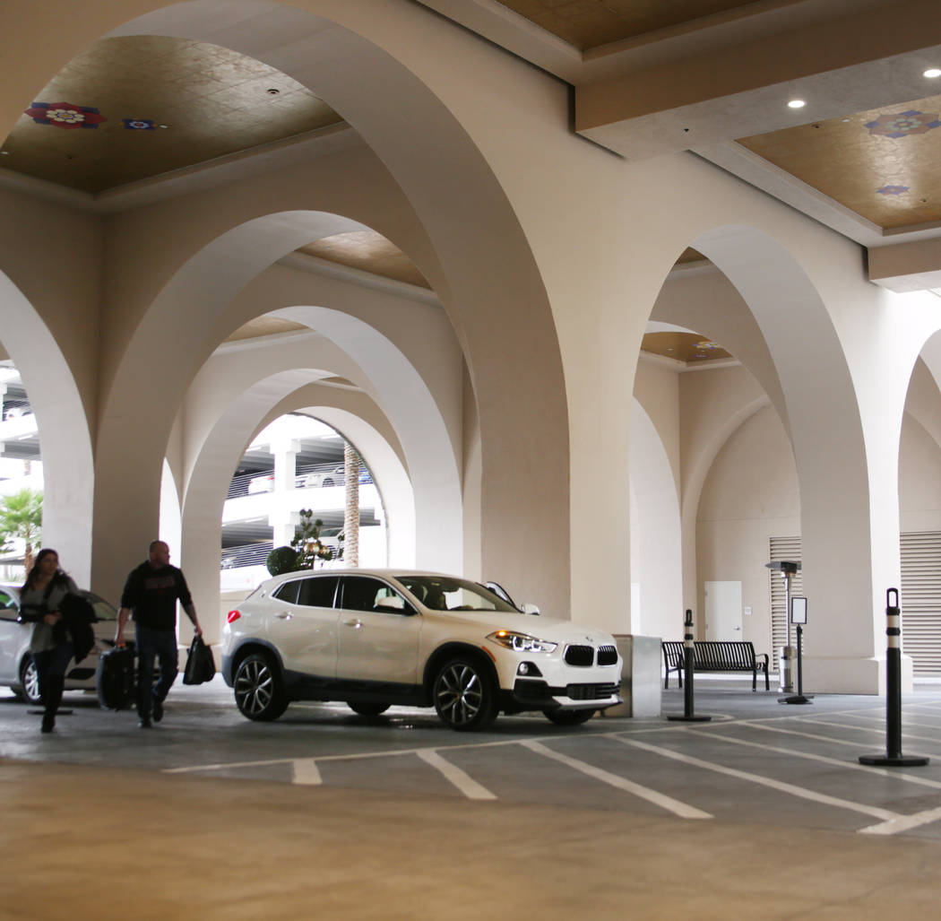 Vehicles are dropped off for the free valet parking at the Sahara Las Vegas on Friday, Dec. 20, ...