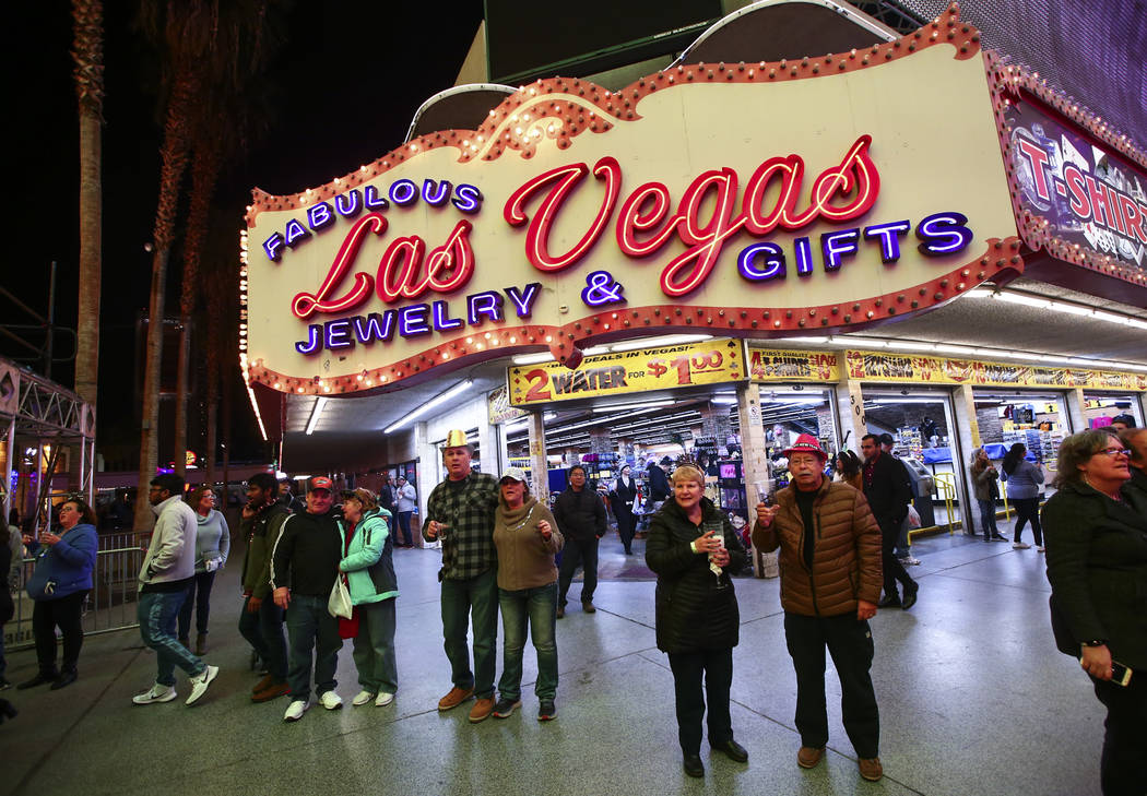 New Years Eve In Downtown Las Vegas — Photos Las Vegas Review Journal