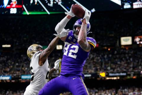 Minnesota Vikings tight end Kyle Rudolph (82) pulls in the game winning touchdown pass over New ...