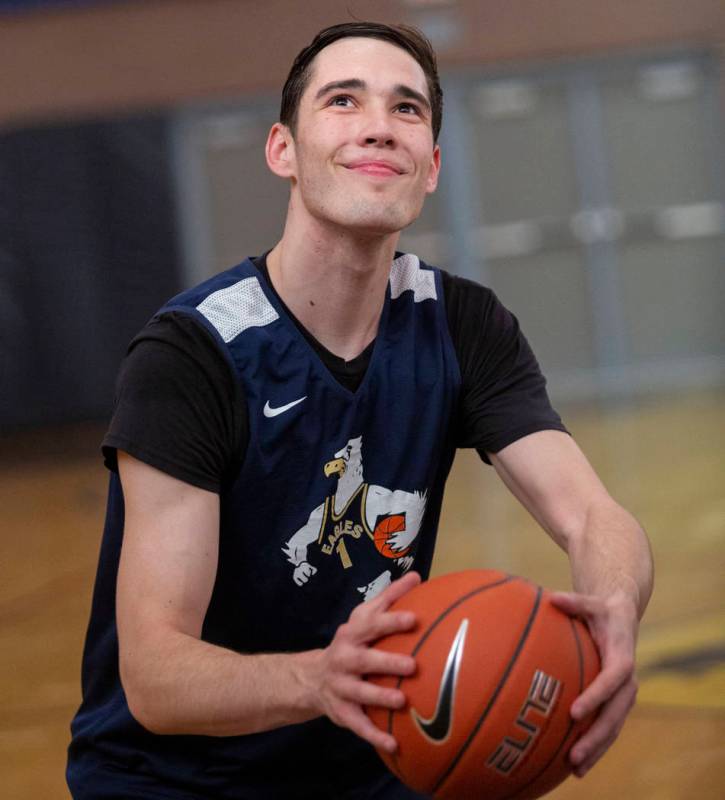 Junior Ethan Speaker (26) runs drills during practice at Boulder City High School on Wednesday, ...