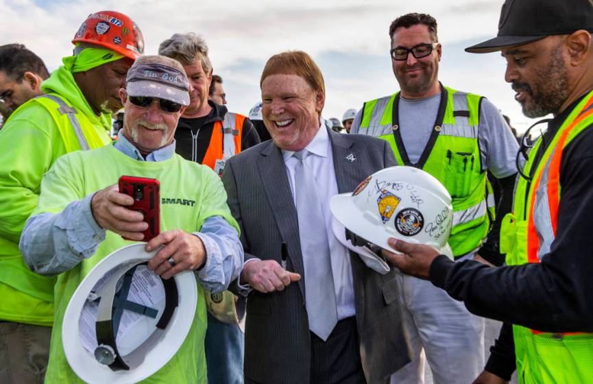 Las Vegas Raiders are here, but when can you buy gear? | Las Vegas
