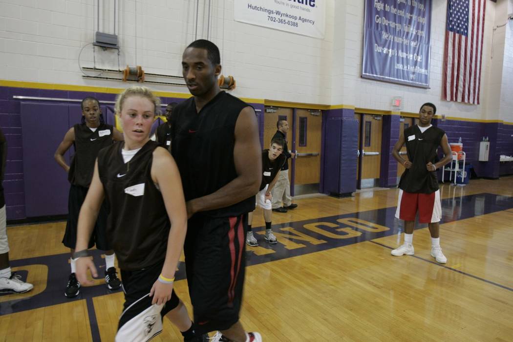 Kobe Bryant, right, gives pointers to former Durango High and Stanford basketball standout Lind ...