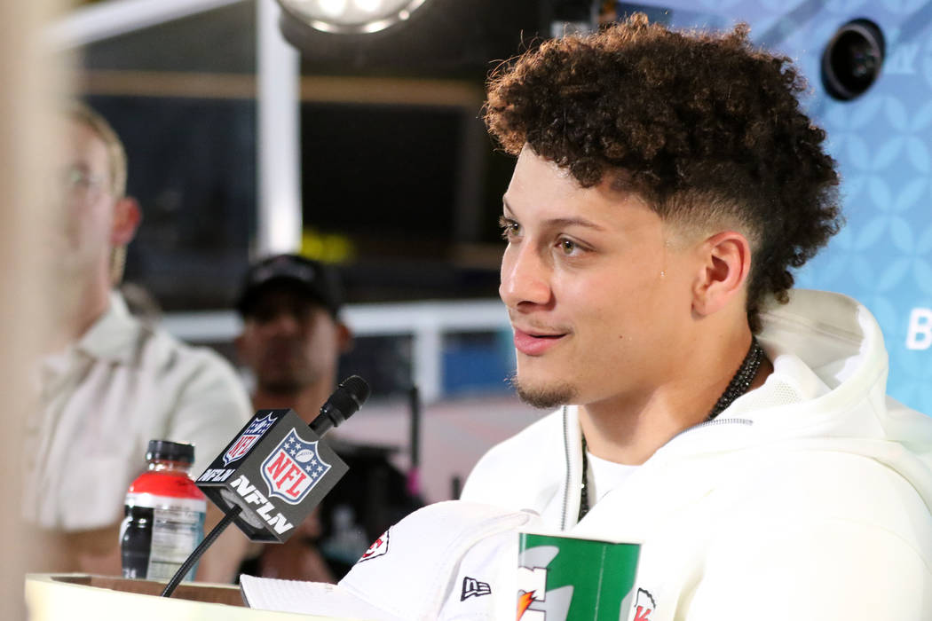 hairstyle patrick mahomes hair