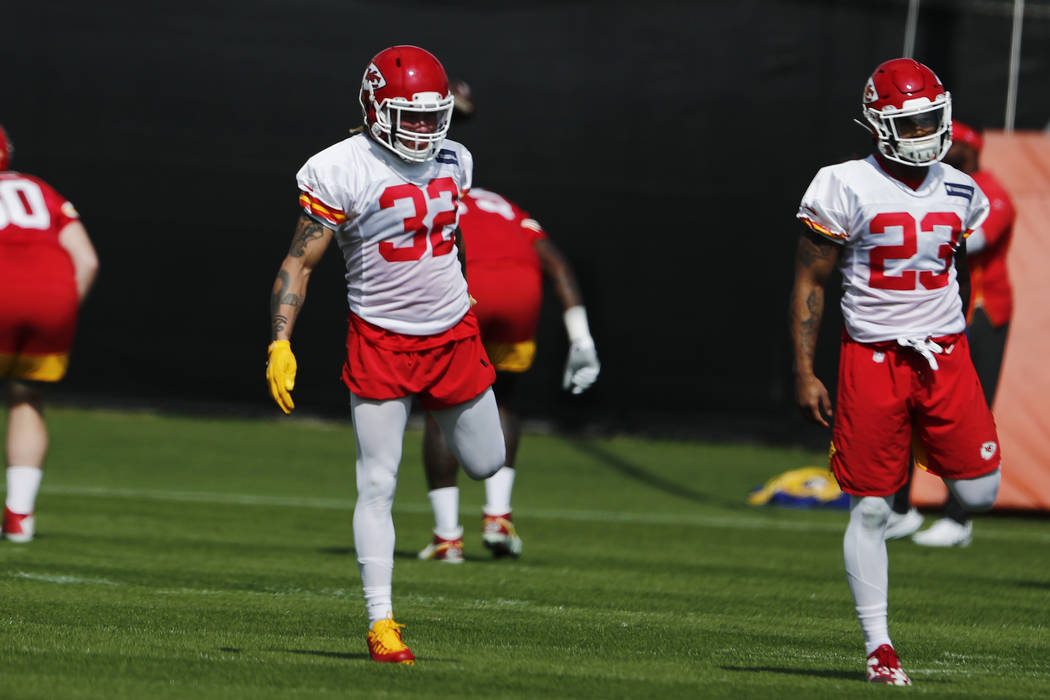 Kansas City Chiefs strong safety Tyrann Mathieu (32) stretches during practice on Thursday, Jan ...
