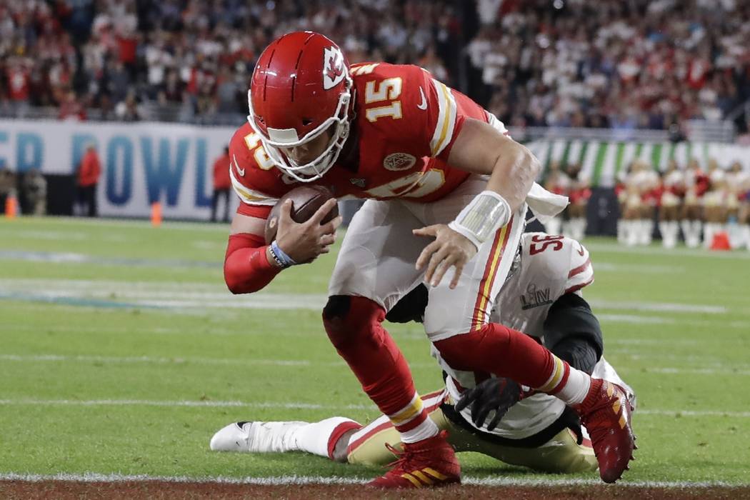 2020 Super Bowl: Mahomes catches fire late, leads Chiefs to 31-20 comeback  win