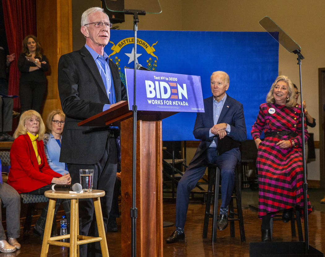 Capt. Chesley "Sully" Sullenberger, left, speaks on behalf of former Vice President J ...