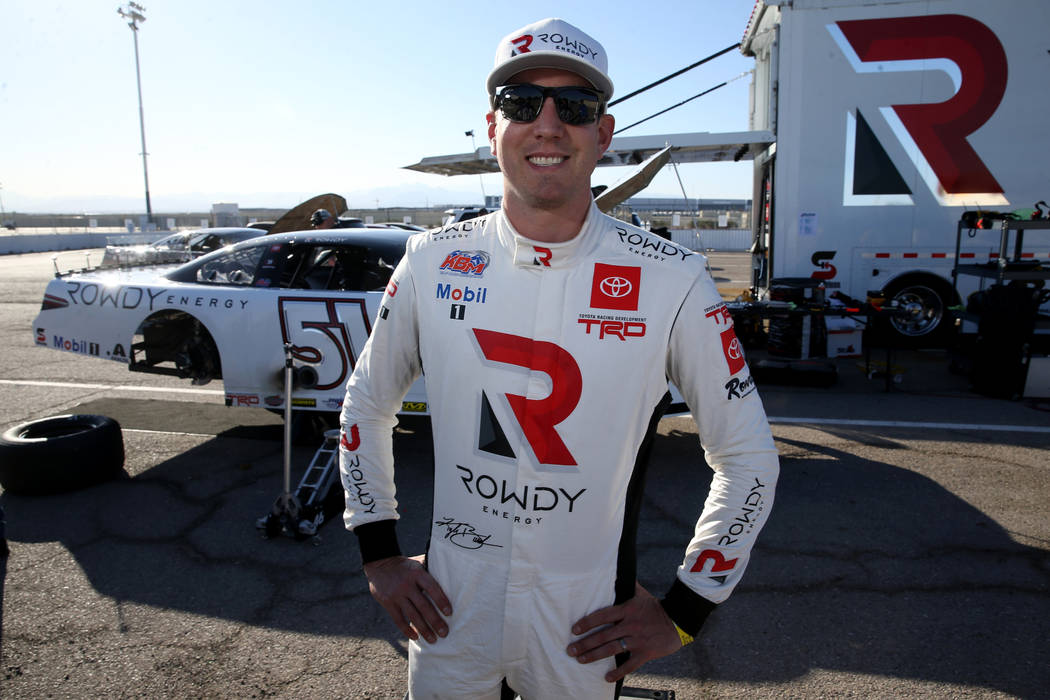 NASCAR champ Kyle Busch returns to his short track roots Las Vegas