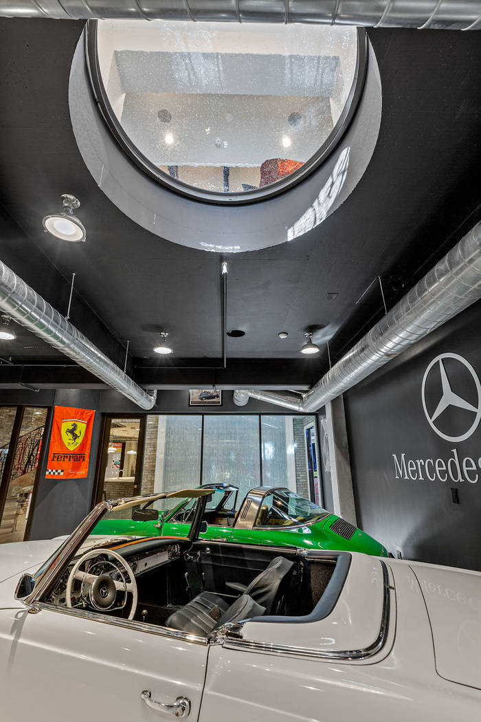 Las Vegas mansion has underground garage, elevator for cars