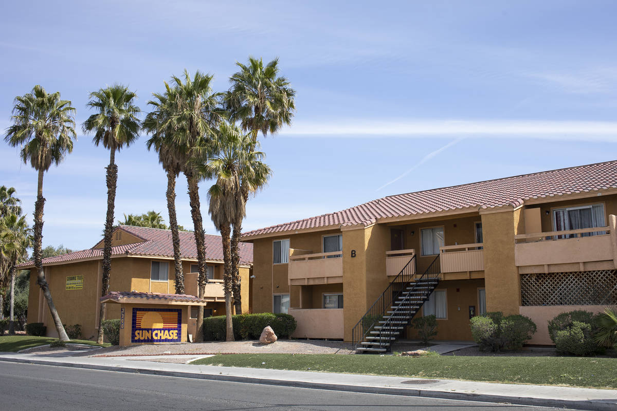 Las Vegas apartment complex takes down rentpayment flier Local Las