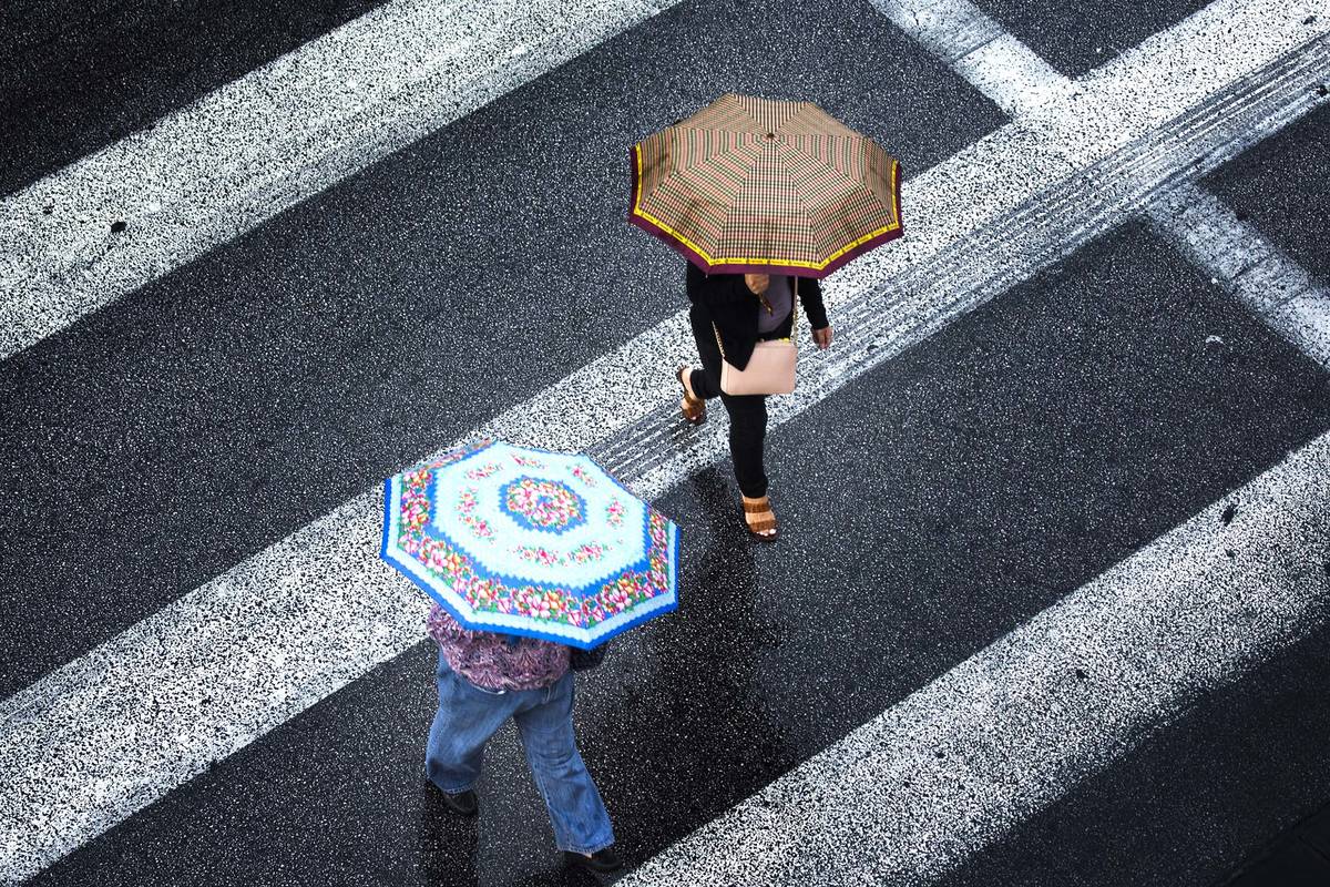 Rain in the Las Vegas Valley should begin Monday afternoon or evening and continue off and on t ...