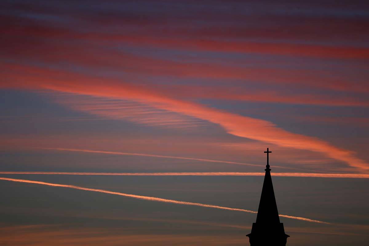 (AP Photo/Charlie Riedel)