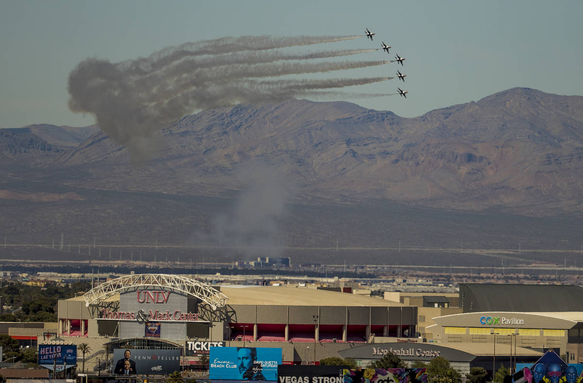 The U.S. Air Force Air Demonstration Squadron ÒThunderbirdsÓ soar past UNLV during th ...