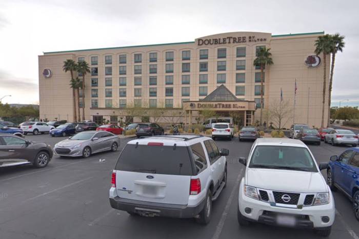 Las Vegas Hilton Properties Offering Rooms For Health Care Workers Las Vegas Review-journal