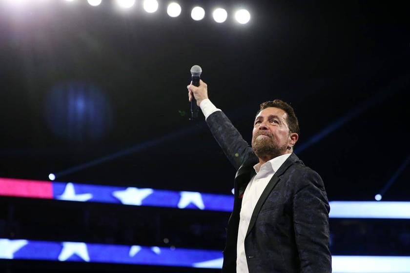 Brad Garrett tops Las Vegas COVID19 telethon Las Vegas ReviewJournal