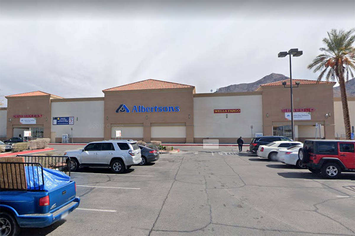 Albertsons at 6885 East Lake Mead Blvd. in Las Vegas is seen in a screenshot. (Google)