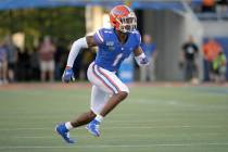 Florida defensive back CJ Henderson (1) rushes the line of scrimmage during the first half of a ...