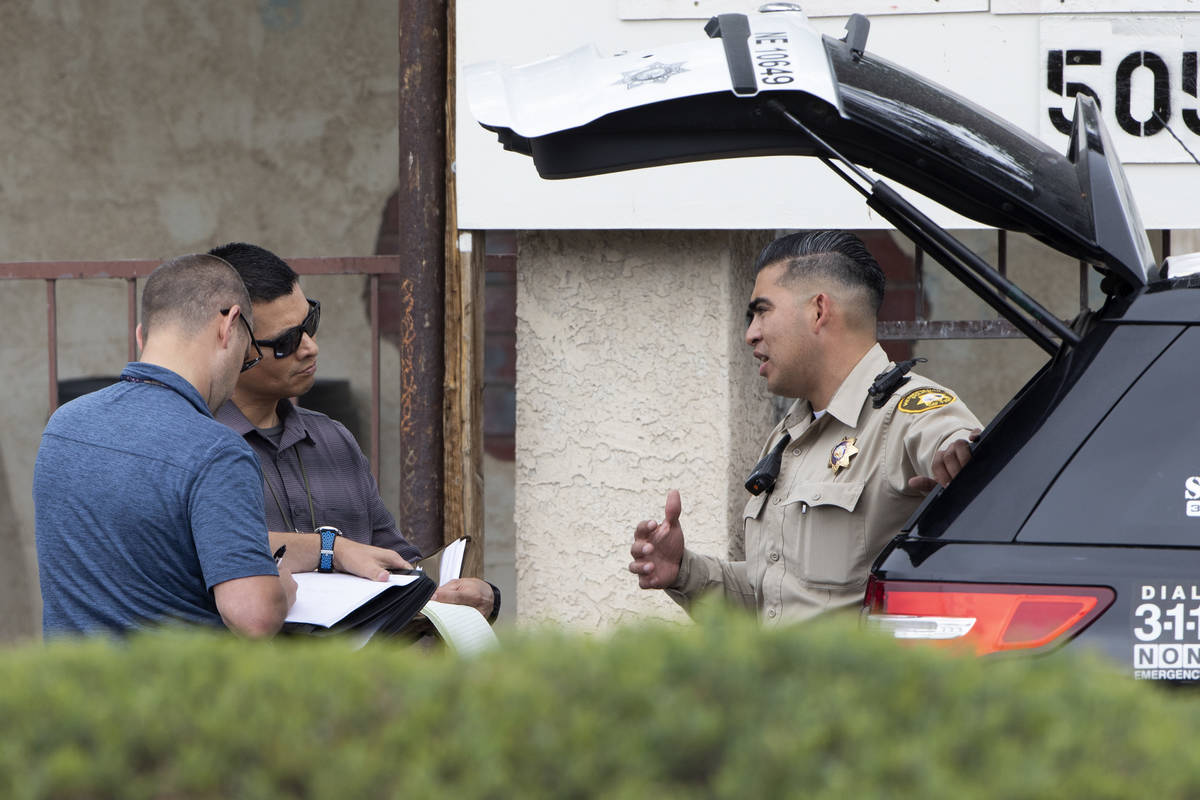 Las Vegas Police respond to a barricade with an armed suspect in the 3200 block of Sandy Lane o ...