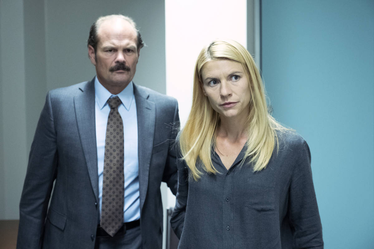 (L-R): Chris Bauer as Kevin Dance and Claire Danes as Carrie Mathison in HOMELAND, "The En ...