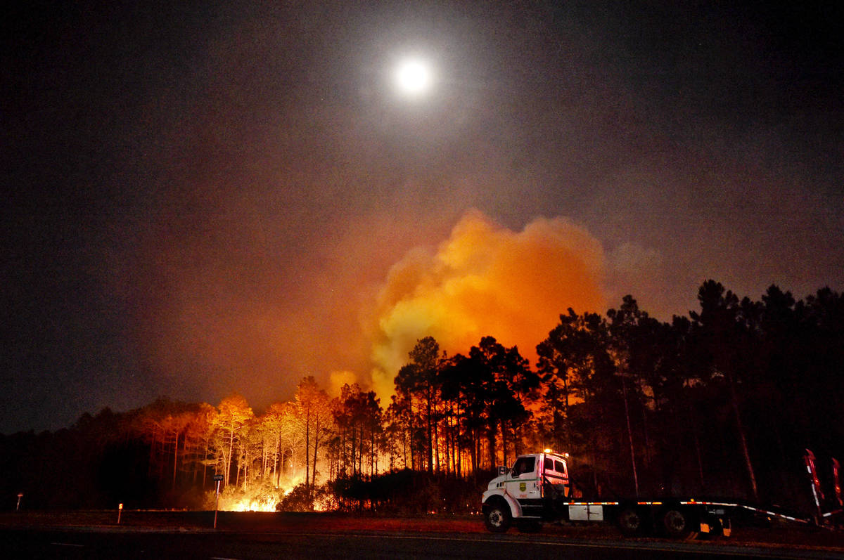 Wildfires rage in Florida Panhandle, hundreds flee Las Vegas Review