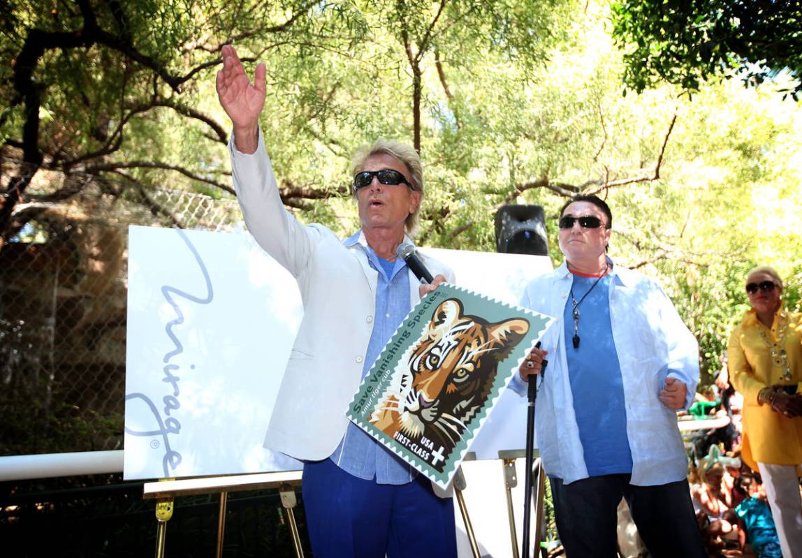 Siegfried and Roy Horn introduce the "Save Vanishing Species" U.S. Postal Stamp at Si ...