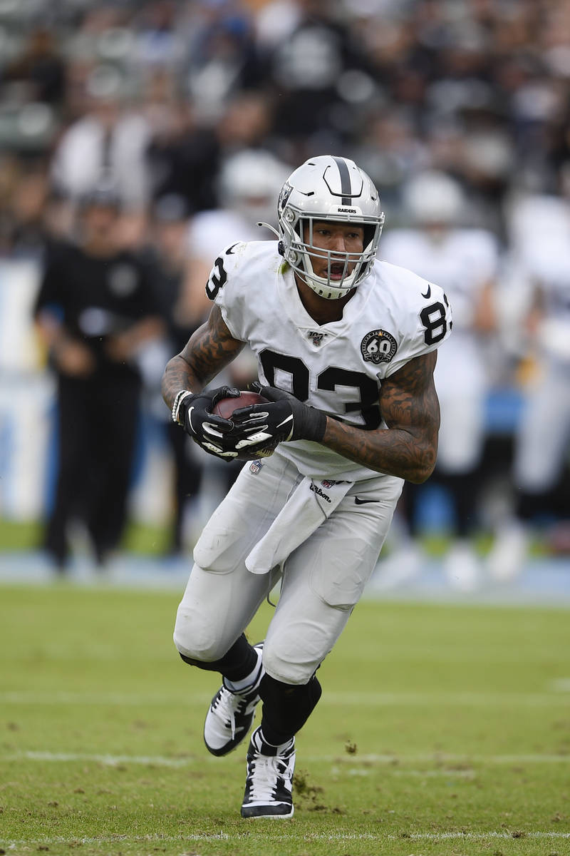 Oakland Raiders tight end Darren Waller in action during the second half of an NFL football gam ...