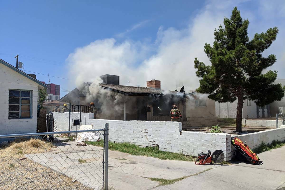 A dog died in a house fire in the 200 block of Philadelphia& ...
