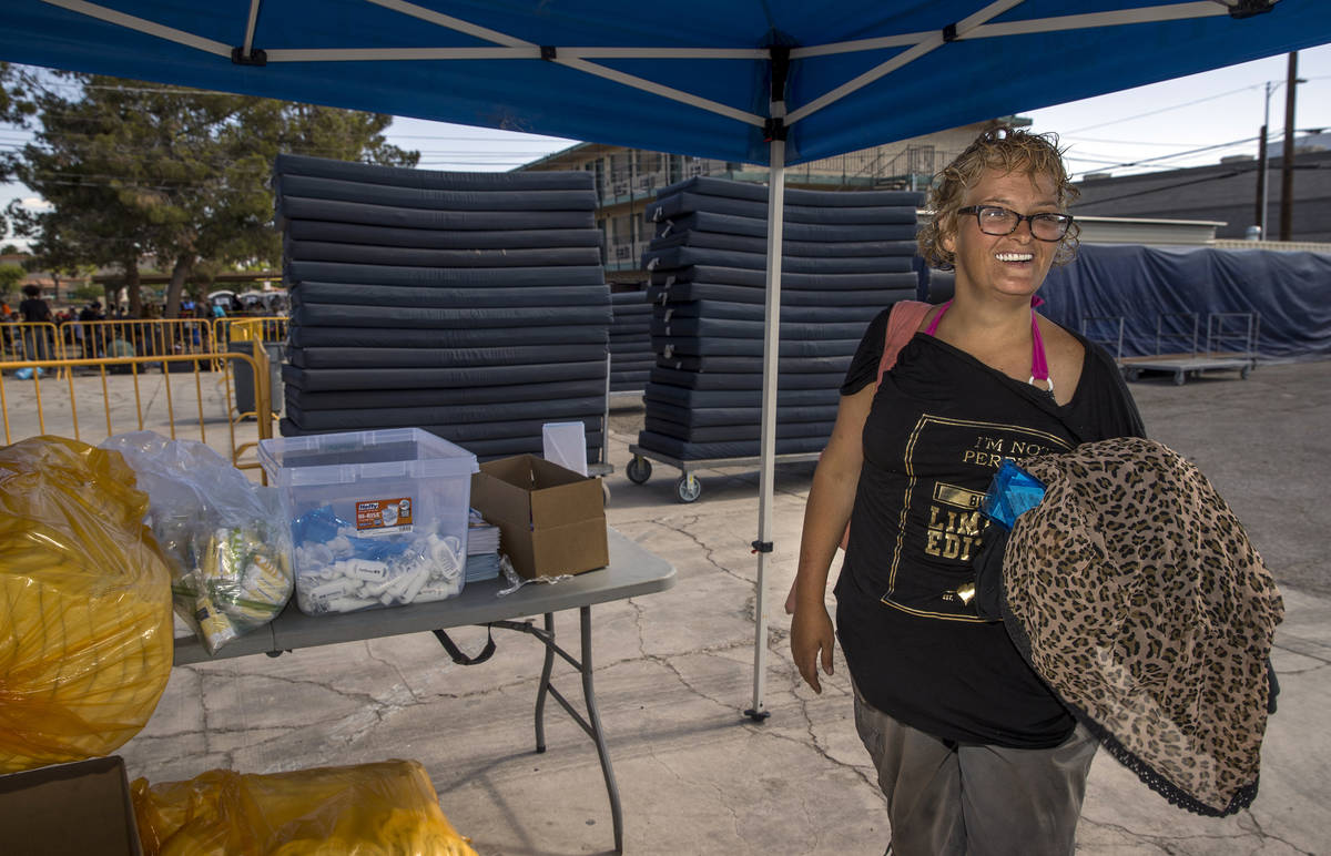 https://www.reviewjournal.com/wp-content/uploads/2020/05/13776981_web1_CV-HOMELESS-SERVICES-MAY29-20-007.jpg