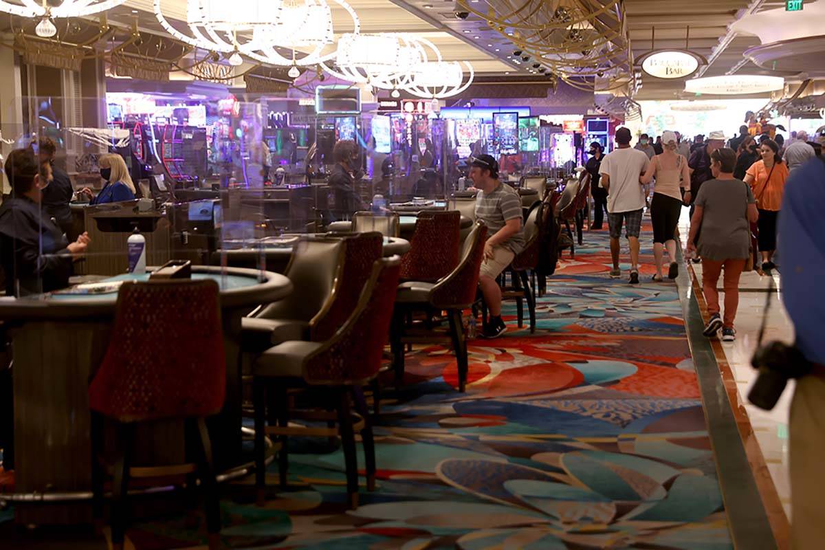 Las Vegas casinos, restaurants reopening soon