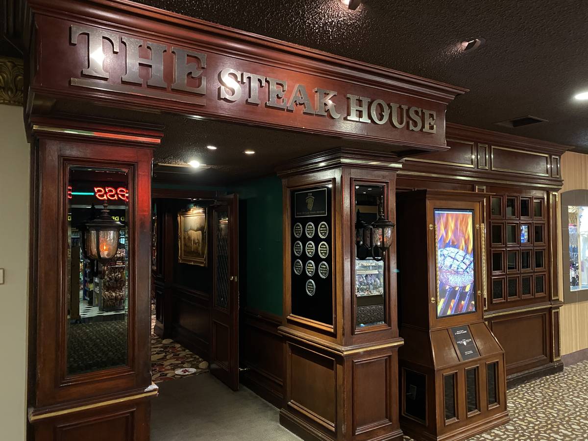 Circus Circus’ legendary old-Vegas Steak House was ready to welcome customers on Thursday at ...