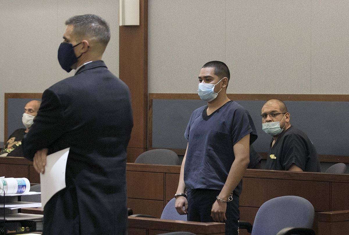 Edgar Samaniego, charged in shooting of Las Vegas police officer, appears in court with his def ...