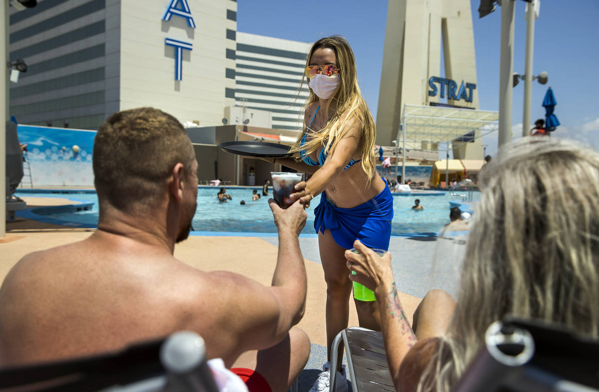 Las Vegas pool party scene changes amid coronavirus - Los Angeles