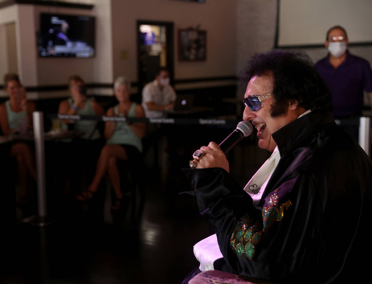 Las Vegas Strip vet ‘Big Elvis’ returns from layoff Las Vegas Review