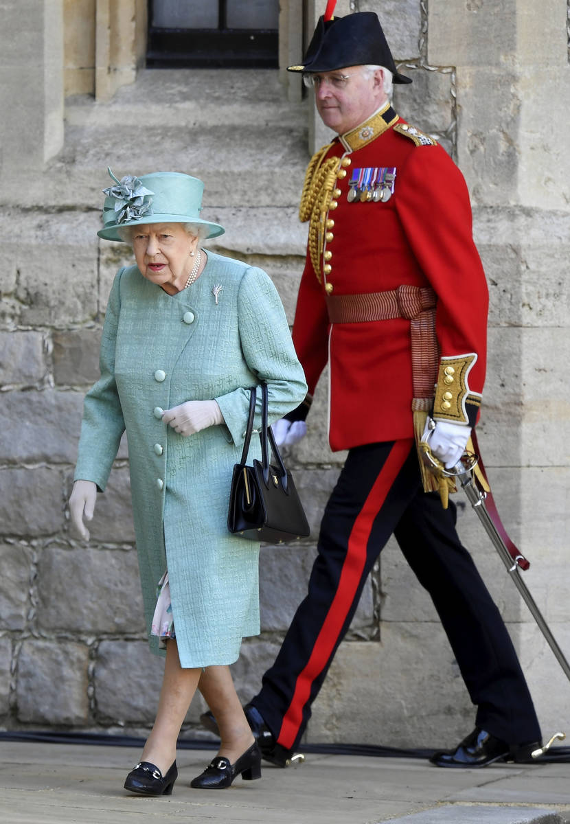 Queen Elizabeth's birthday marked with smaller ceremony ...
