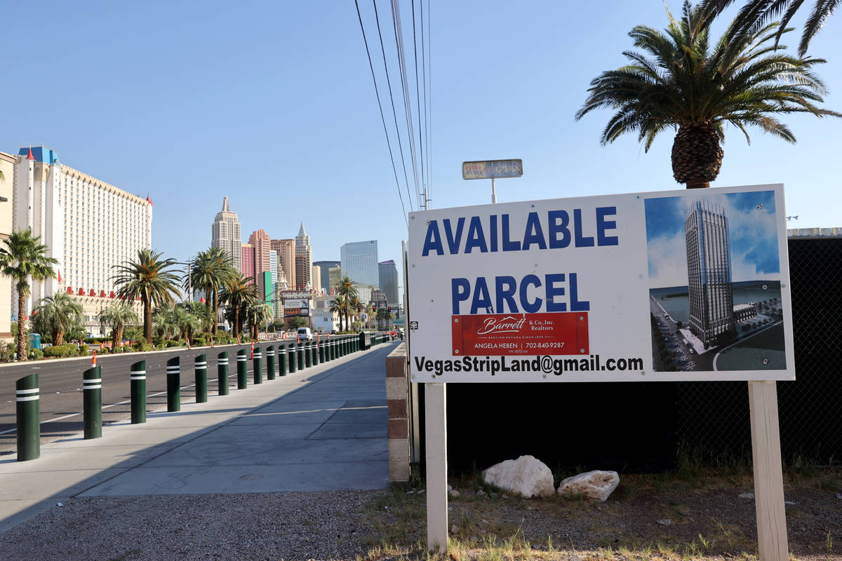 The lot that is home to the boarded-up White Sands Motel at 3889 Las Vegas Blvd. on the south ...