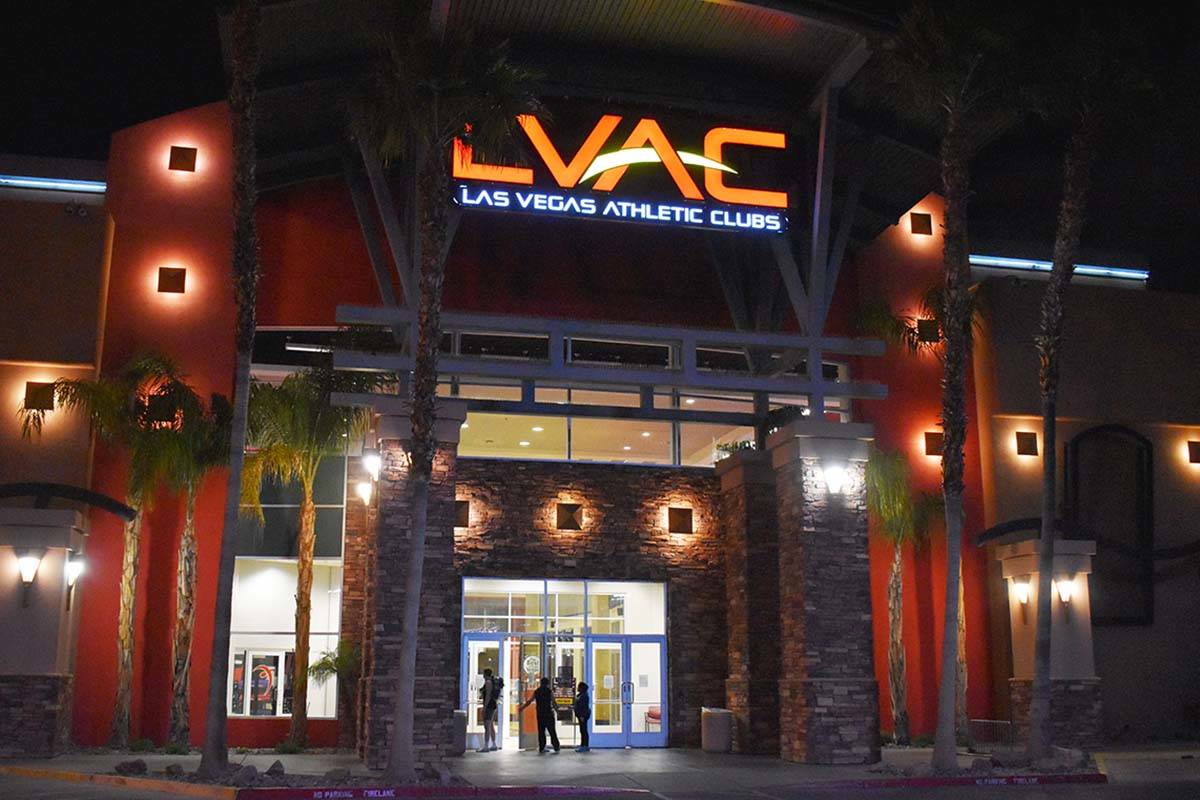 Las Vegas Athletic Clubs to close locker rooms, showers