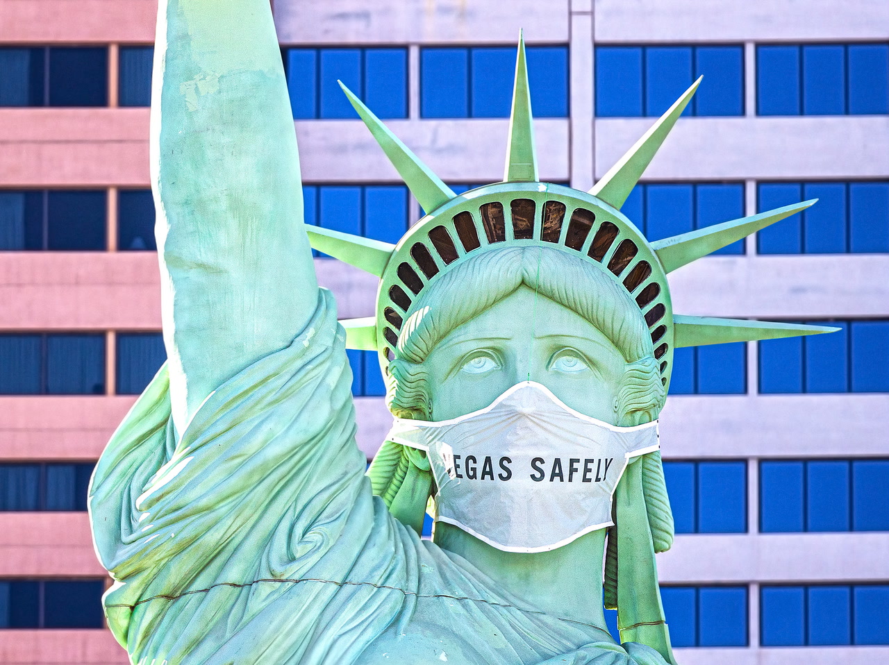 Las Vegas Strip’s Statue of Liberty dons a mask The Strip Local