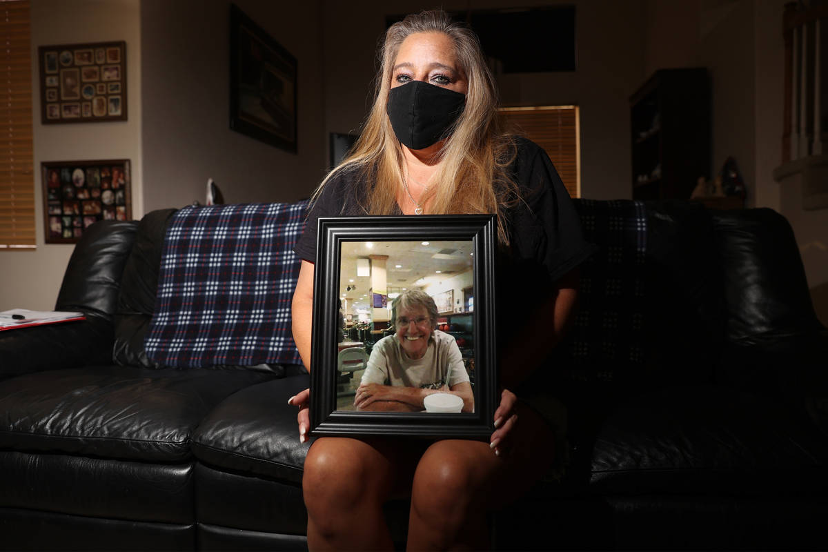 Tracy LaMonica show s picture of her mother, Phyllis Wyant, at her home in Las Vegas, Saturday, ...