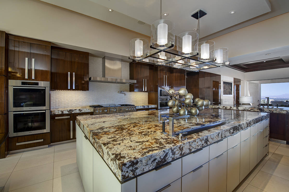 The kitchen. (Synergy Sotheby’s International Realty)