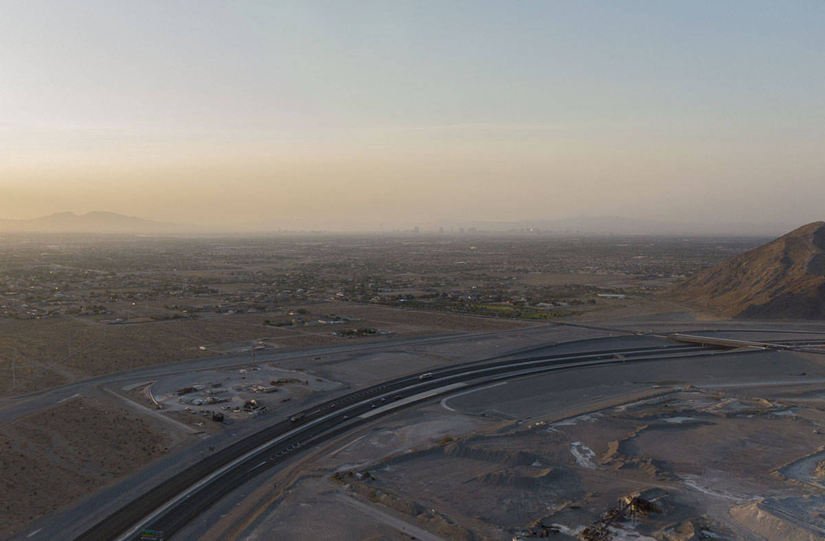 Las Vegas weather Wildfires sending smoke across West Las Vegas