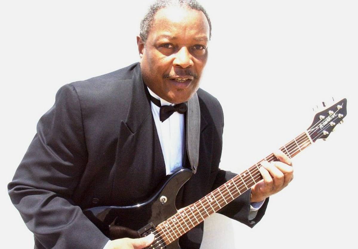 Lou Ragland of The World Famous Ink Spots is shown in a promotional photo. He ended his career ...