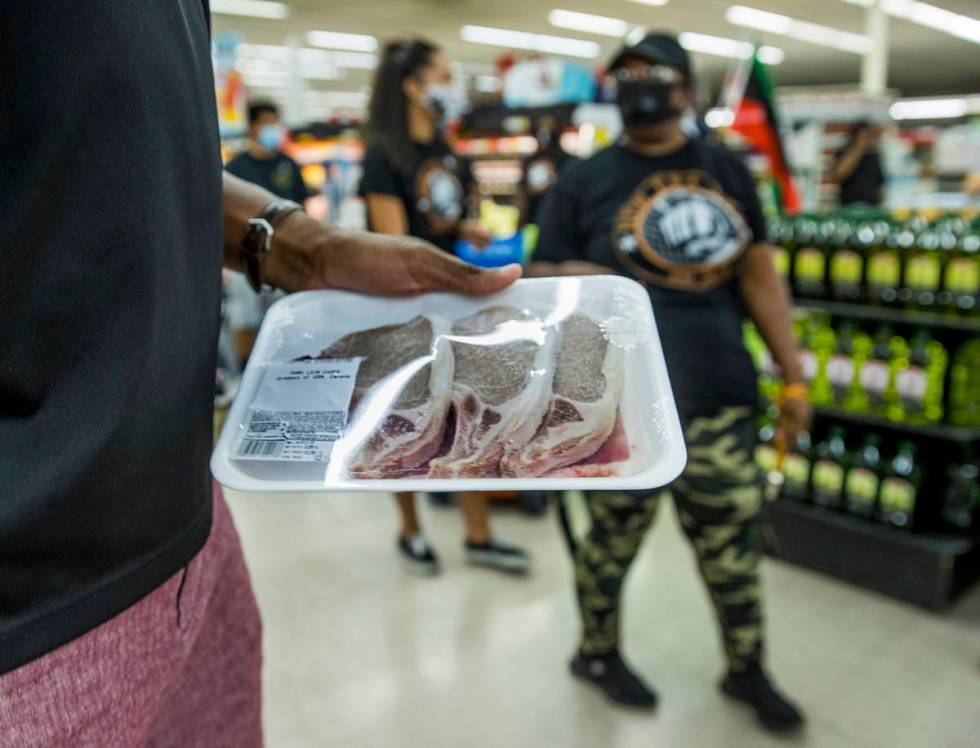 New Era Las Vegas members confront management at Fresh and Less Market for selling expired meat ...