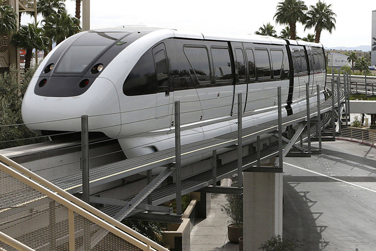 A Las Vegas Monorail approaches MGM Station. (Bizuayehu Tesfaye/Las Vegas Review-Journal) @bizu ...