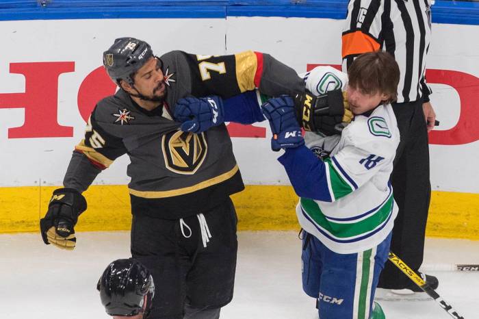 Golden Knights' Ryan Reaves to host after-game tap party at south
