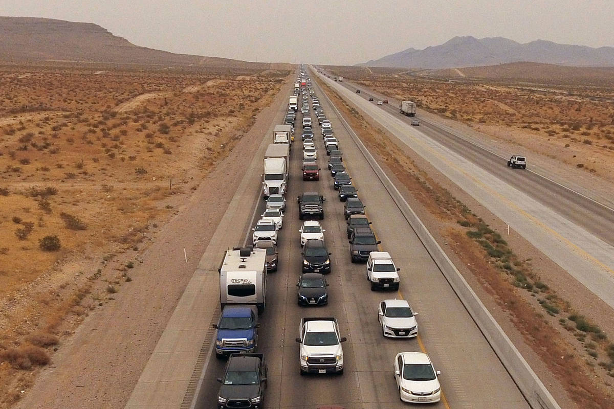 I 15 Southbound Traffic Jams Heavy To End Labor Day Weekend Las Vegas Review Journal