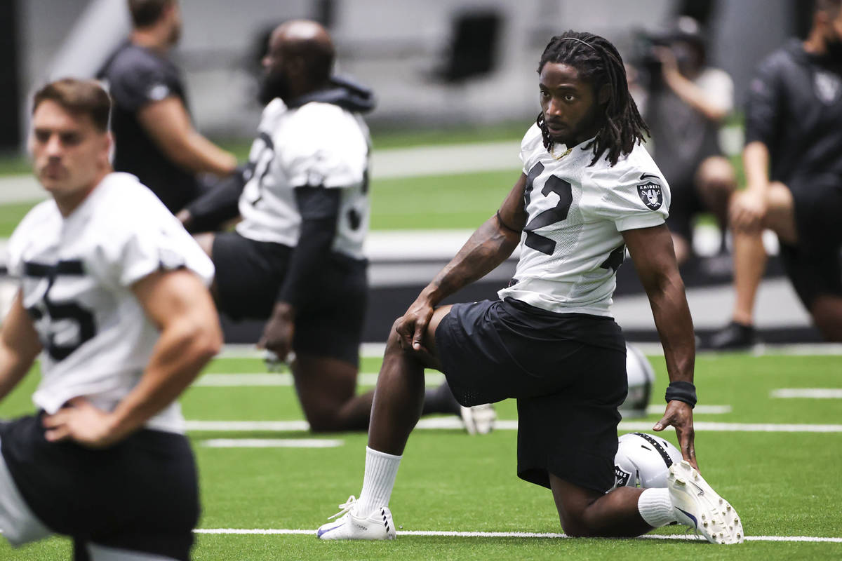 Las vegas raiders deals new uniforms 2020