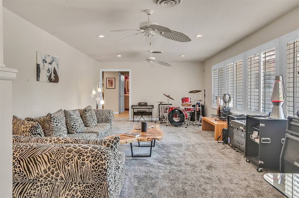 The living room. (Nartey Wilner Group)