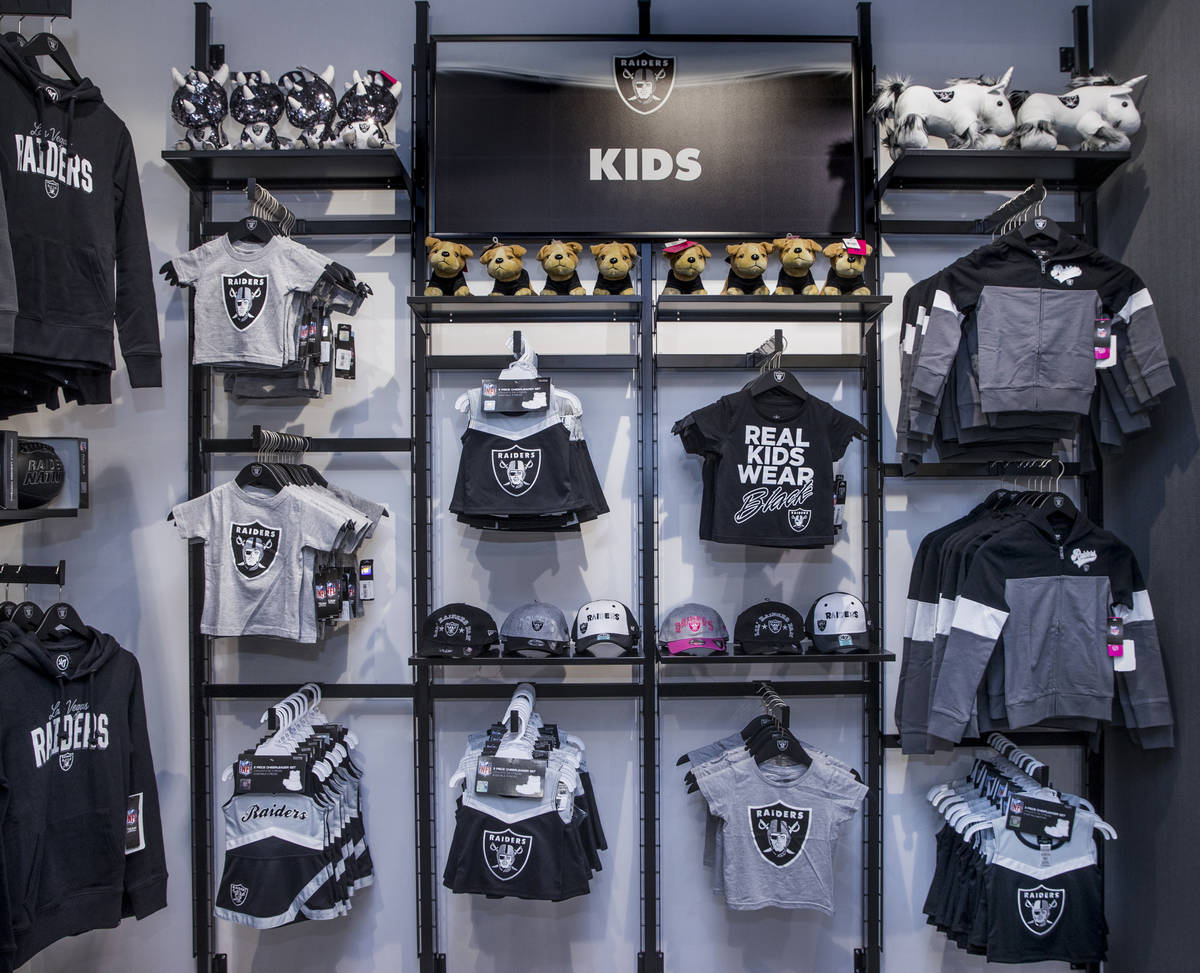 kids raiders gear