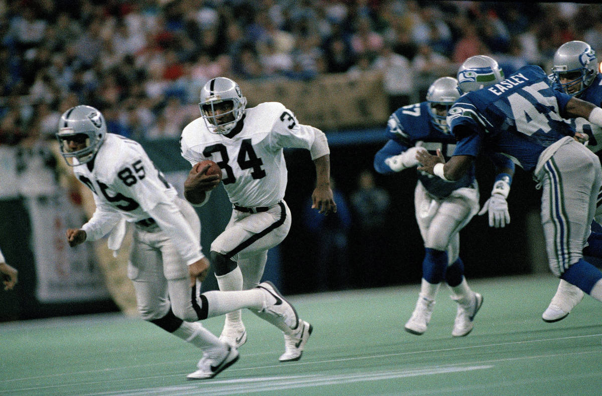 Bo Game' highlights Raiders' lengthy MNF history | Las Vegas Review-Journal